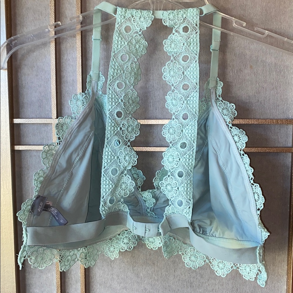 Aerie soft mint green bralette, XL - Picture 3 of 8